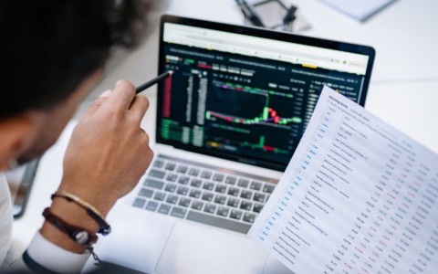Italia e i prezzi dell’elettricità: 116 euro/MWh, ben oltre la media Ue